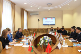  Reception of a business delegation from Yueyang, Hunan Province
